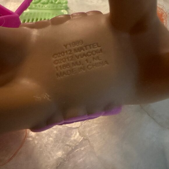 Dora’s pony, pull cart, comb - Picture 4 of 6